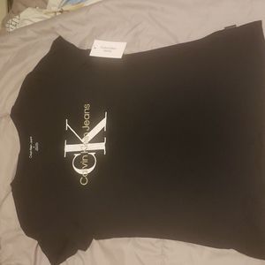 Calvin Klein Tee Medium